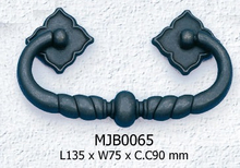 Traditional Handle Pull