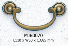 Traditional Handle Pull