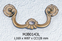 Traditional Handle