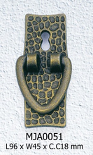 Handle Pull